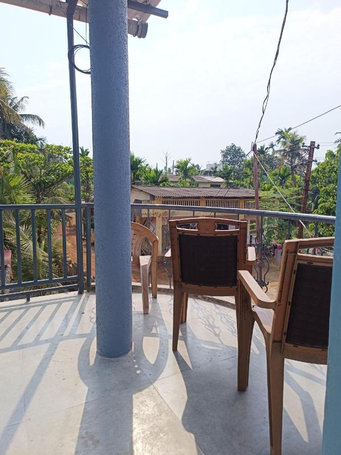 Shree Nivas Home Stay Srīvardhan Exteriör bild